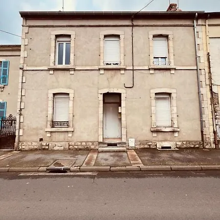 Le Baltique * Монлюсон